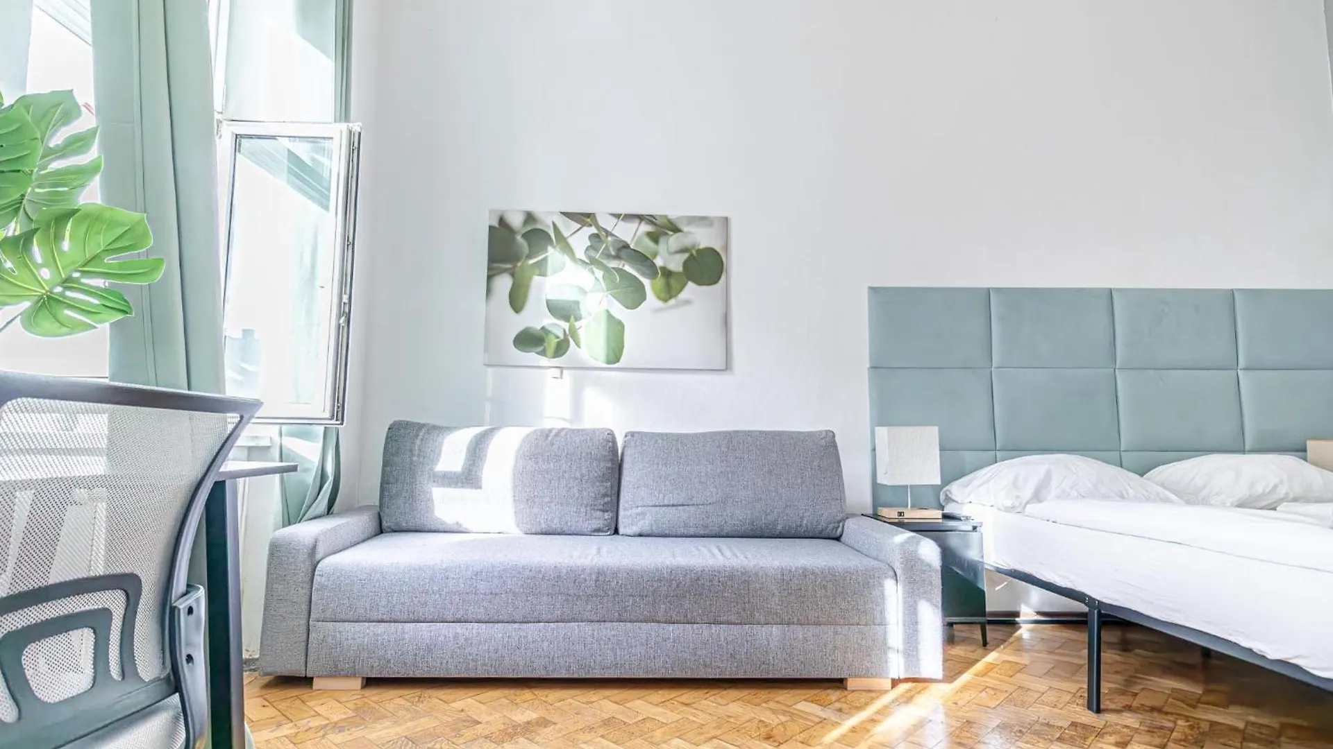 Long-Term Rental In Vienna: Top U3 Location 0*, Vienna Austria